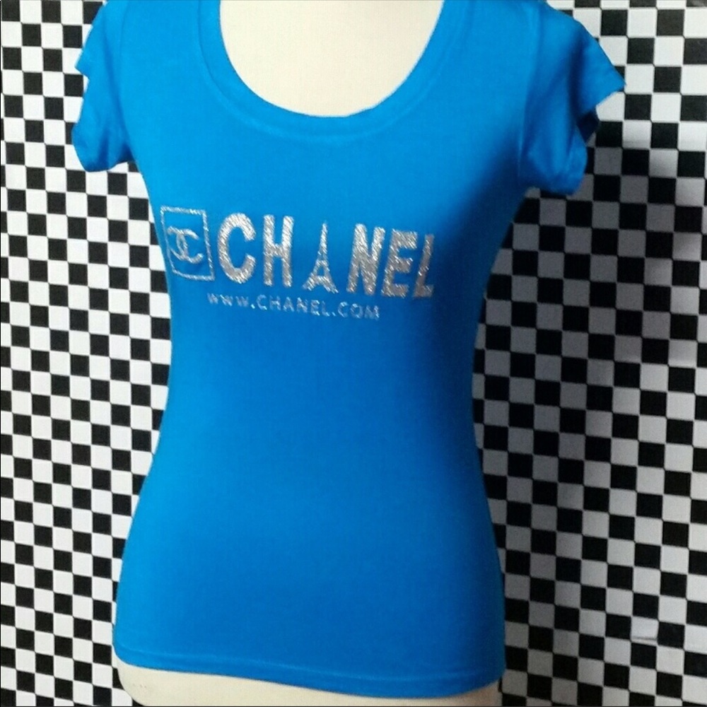 C H A N E L  Glitter Logo T O P